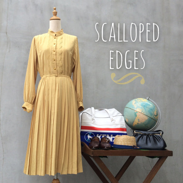SALE ! |  Scalloped Edges | Elegant yellow Vintage