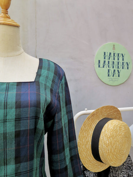 Walk the Walk | Vintage 1980s 1990s plaid tartan Blue Green Clueless Movie inspired style Shift Dress Grunge Chic