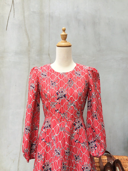 Polly Pocket | Vintage 1960s twiggy retro mod flower power Pink mini dress