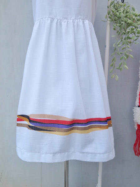 Wave Rave | Vintage 1970s 1980s White dress with Wavy retro stripes
