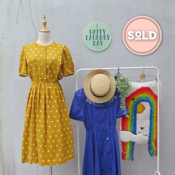 Caramel Mel | Vintage 1950s 1960s Mustard yellow and white polka dot textured fabric Puff sleeve Day Dress
