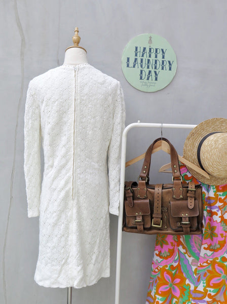 Shelia | Vintage 1960s crochet white sheath dress