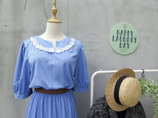 Cornelia | Vintage 1980s Cornflower blue Puff-sleeves Lace collar Pleated skirt Midi Dress