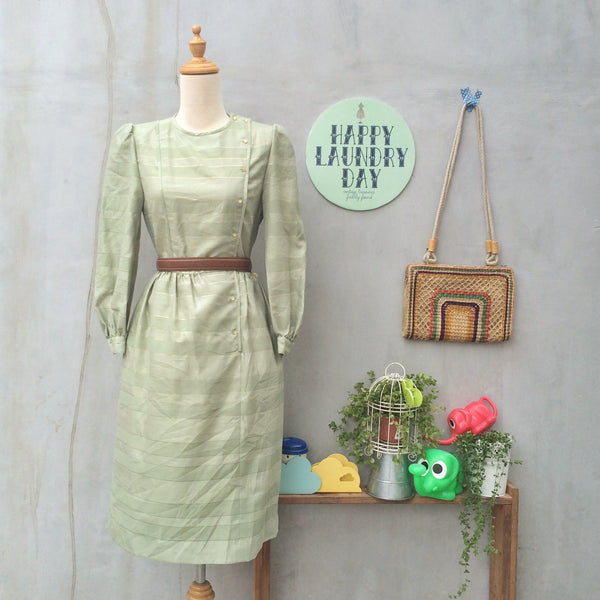 SALE! | Pastilles Bon Bon | Vintage 1950s asymmetric buttons Gold thread Pastel green Dress