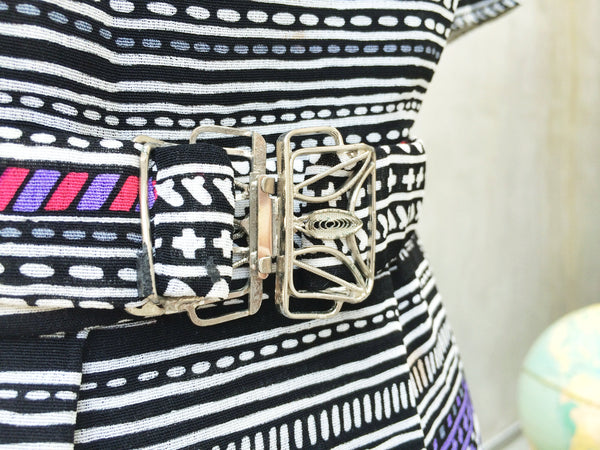 SALE! |Animation Wonderland | Vintage 1970s ethnic aztec and tribal print Day dress