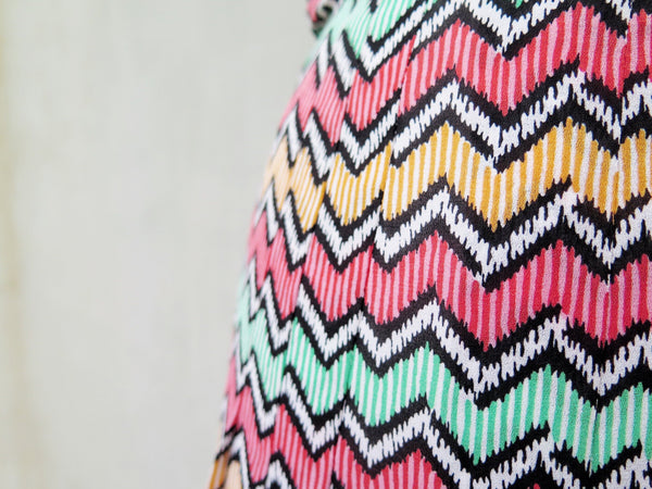Ziggy Zig Zig | Vintage 1960s 1970s pleated Zig Zag Chevron striped skirt