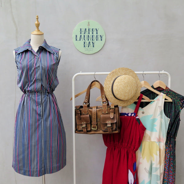 Sarah-Ann | Vintage 1970 1980s vertical stripe sleeveless straight-cut Dress