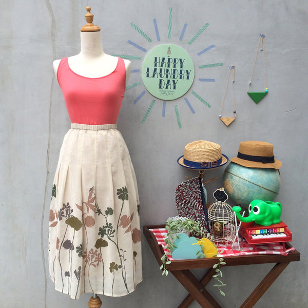 Woodland Shadows | Vintage 1970s Chiffon floral Plant Silhouette print Pleated skirt