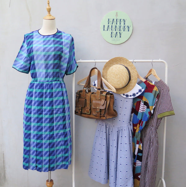 This way and that | Vintage 1950s 1960s Turquoise and Indigo print Checkered and stripes Midi Dress