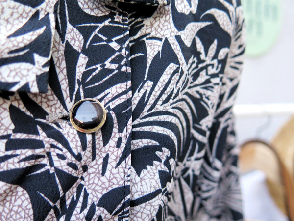 Tia | Vintage 1960s 1970s Fern tropical print Pussy bow dress