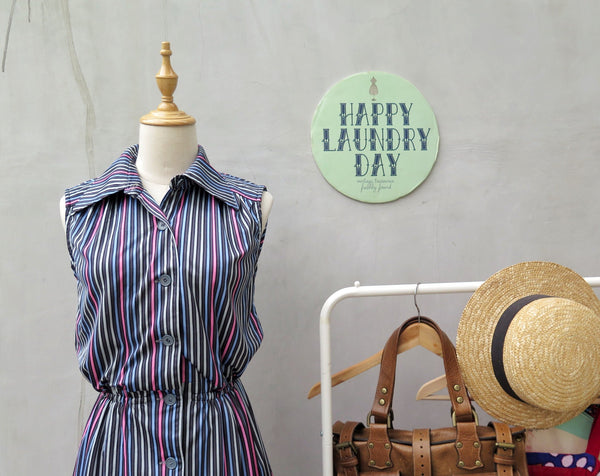 Sarah-Ann | Vintage 1970 1980s vertical stripe sleeveless straight-cut Dress