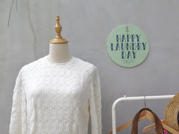 Shelia | Vintage 1960s crochet white sheath dress