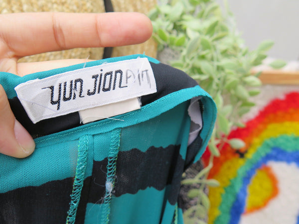 SALE! | Karine | Vintage 1980s-does-1940s Sexy Black Emerald green Bodycon Batwing dress