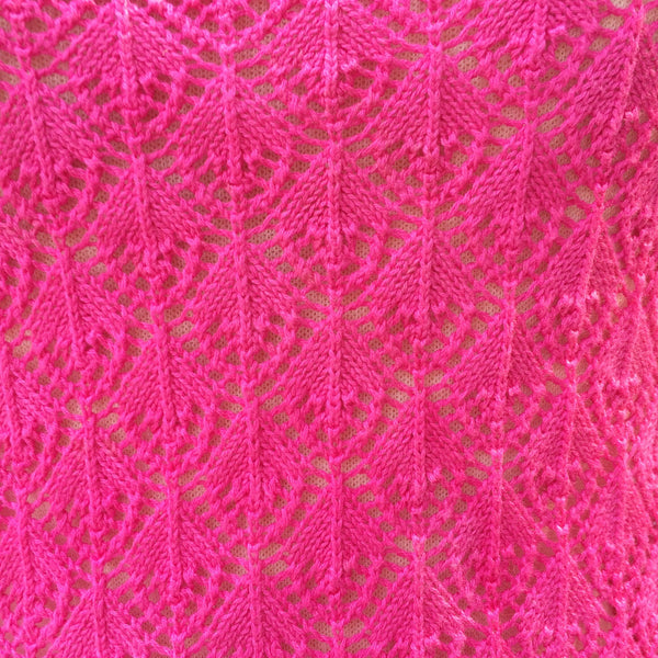 SALE | Back to the Fuchsia | Vintage 1960s 1970s crochet Scallop hem Halter neck Lace top