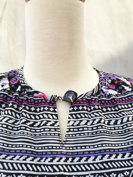 SALE! |Animation Wonderland | Vintage 1970s ethnic aztec and tribal print Day dress