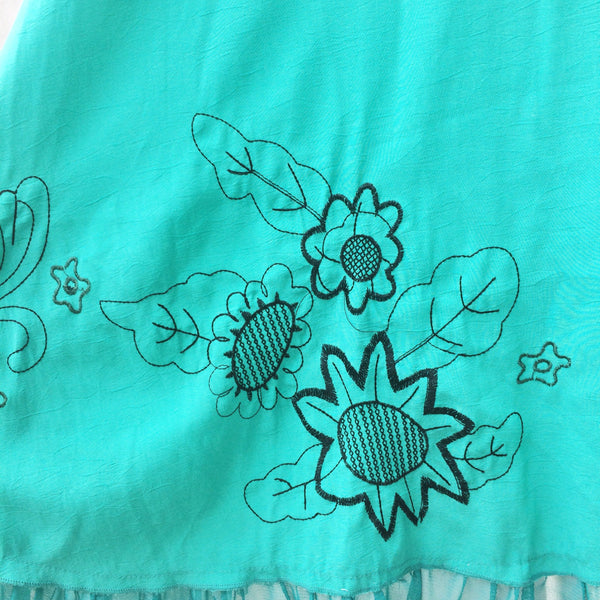 Emerald Sunshine | Vintage sunflower embroidery 1960s fun happy Emerald Green sundress
