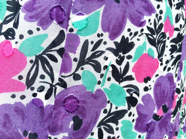 SALE ! |  Hello Bridgette | Vintage 1980s happy Floral print A-line skirt Purple & Pink Flowers