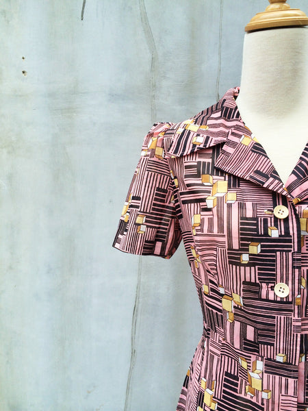 SALE! | Square Cube | Rare Vintage 1970s pink and yellow Geometric Cubic cubes graphic Print Day Dress in PINK!