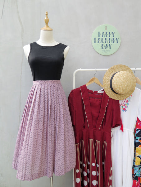 Hannah | Vintage 1960s 1970s lavender purple polka dot pleated chiffon skirt