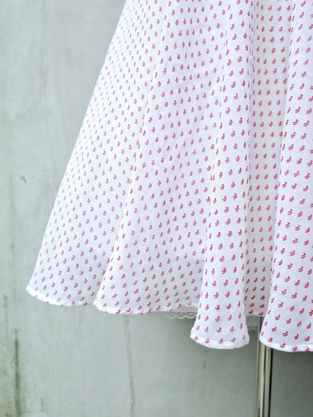 Colleen | Vintage 1960s/1970s White red swan collar red white small geometric print dress