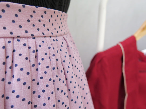 Hannah | Vintage 1960s 1970s lavender purple polka dot pleated chiffon skirt