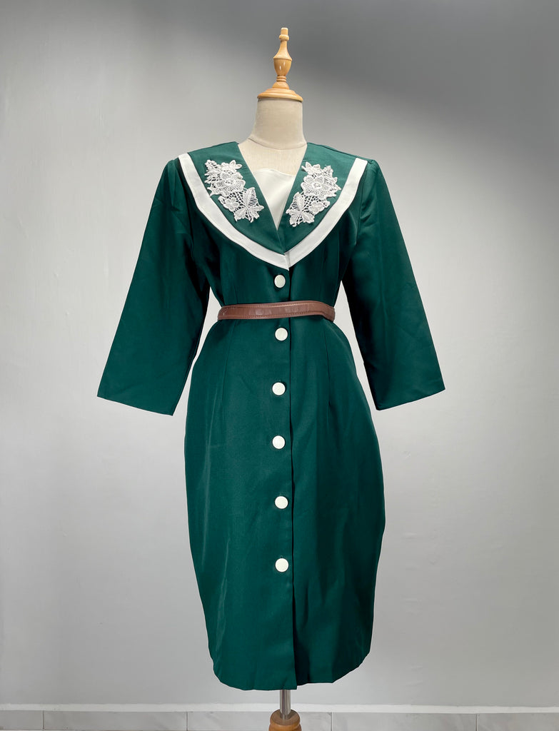 Emmy | Vintage 1980s power suit Forest green dress with Lace lapels Happy Laundry Day Vintage Emmy | Vintage 1980s power suit Forest green dress with Lace lapels Happy Laundry Day Vintage
