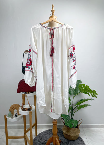 Vintage 1960s 1970s Hippie style Embroidered Boho Tunic Dress - Off-White Cotton Blend | {Rare Find}