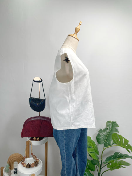 Vintage embroidery European  Linen Rose Blusen Vest with stamped buttons
