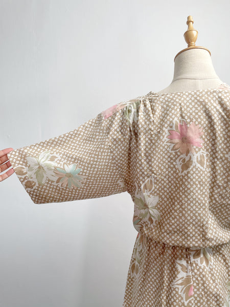 Lillian | Vintage 1980s big button eggshell beige dress with floral motif