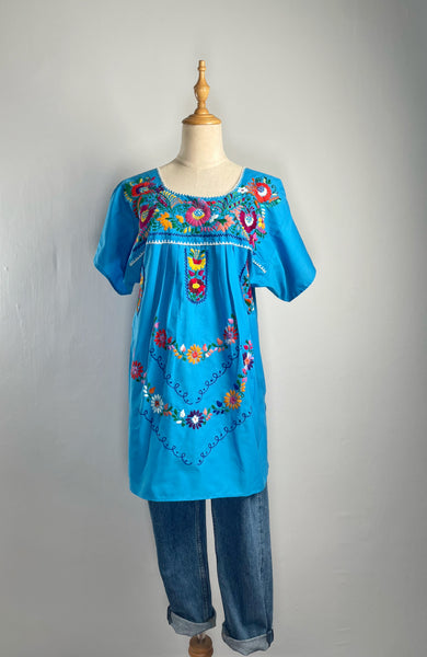 { Rare find } Hosanna | Vintage 1960s Oxacan Mexican embroidered Blouse in aquamarine blue