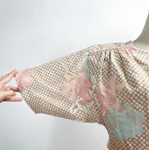 Lillian | Vintage 1980s big button eggshell beige dress with floral motif