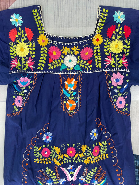 Valencia | Vintage 1960s 1970s Navy blue embroidered Mexican Kaftan Dress