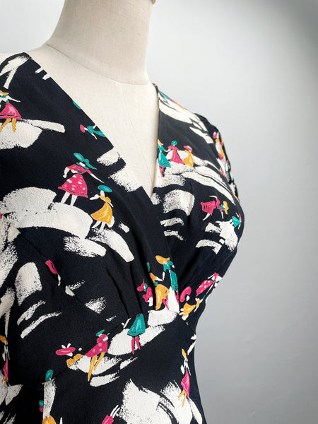 Gaia | Vintage 1940s novelty print fashion girls flared dress with belt tie