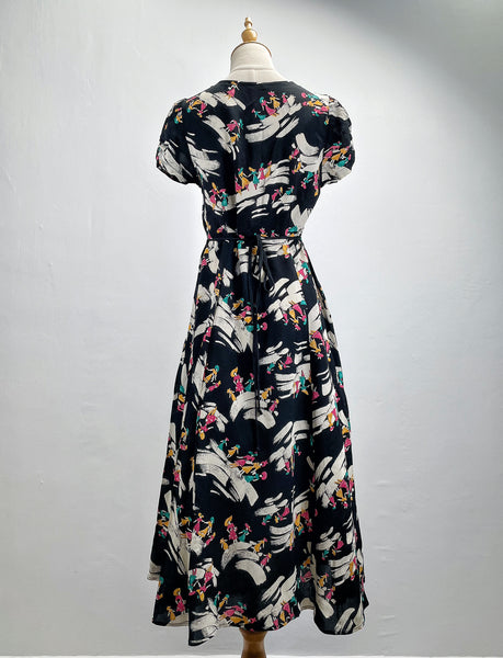 Gaia | Vintage 1940s novelty print fashion girls flared dress with belt tie
