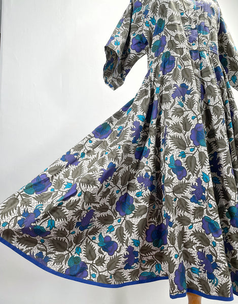 Charlotte | Vintage 1980s Batik style Holiday shirt dress