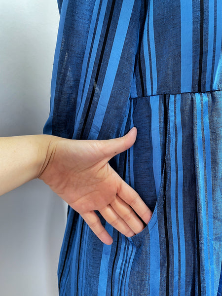 { Rare find } Midge | Vintage 1970s Royal blue Leslie Fay dress with Big scalloped collar