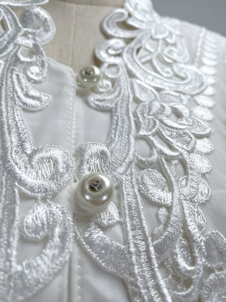 Vintage 1950s romantic Embroidered Lace V-Neck Blouse with Pearl Buttons