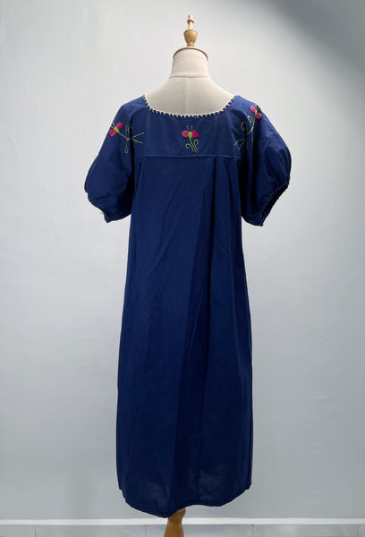 Valencia | Vintage 1960s 1970s Navy blue embroidered Mexican Kaftan Dress