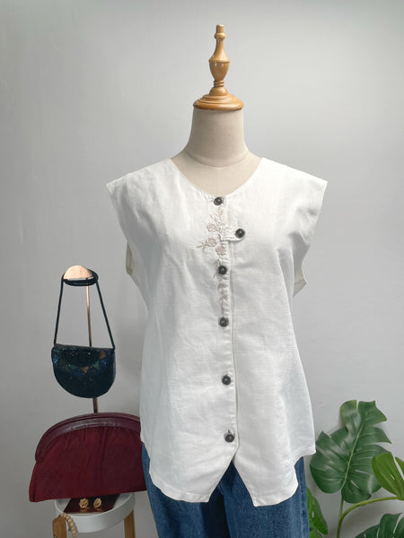 Vintage embroidery European  Linen Rose Blusen Vest with stamped buttons