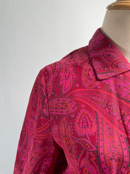 Must-have | Peyton | Vintage 1980s paisley pink red and orange jacket lapel dress | size S - M