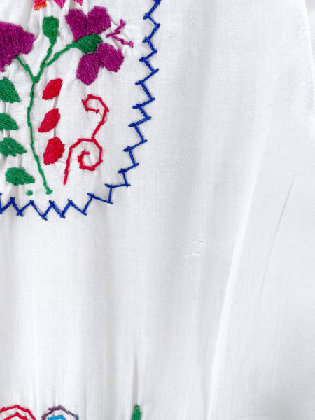 Must-have | Chantelle | Vintage 1960s 1970s Hippie embroidered floral Kaftan dress