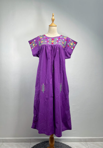 { Rare find } Perry | Vintage 1960s embroidered kaftan in Royal purple