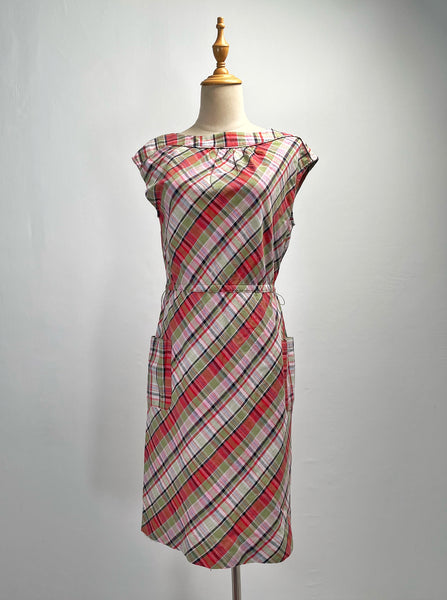 Gemma | Vintage 1990s checkered Lands’ End sheath dress with huge front pockets