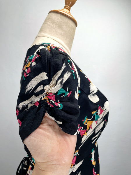 Gaia | Vintage 1940s novelty print fashion girls flared dress with belt tie