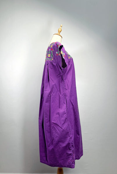 { Rare find } Perry | Vintage 1960s embroidered kaftan in Royal purple
