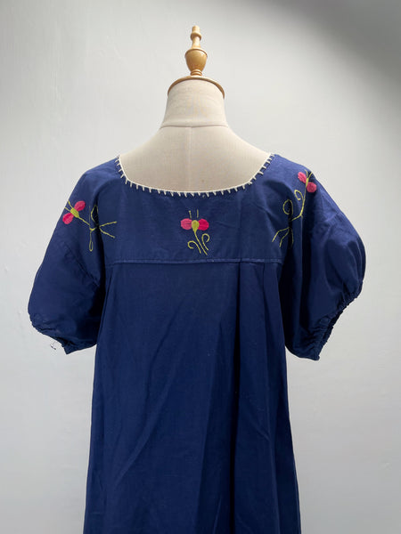 Valencia | Vintage 1960s 1970s Navy blue embroidered Mexican Kaftan Dress