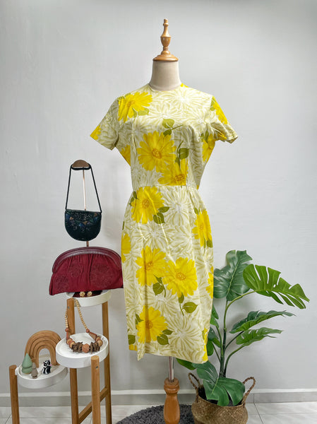 1950s 1960s sunflower yellow cocktail dress | Shae |