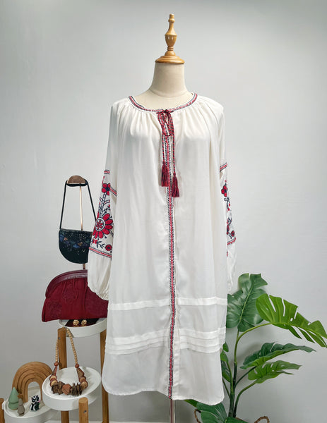 Vintage 1960s 1970s Hippie style Embroidered Boho Tunic Dress - Off-White Cotton Blend | {Rare Find}
