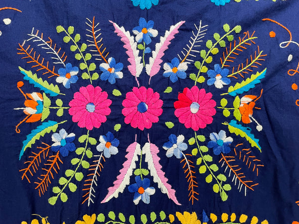 Valencia | Vintage 1960s 1970s Navy blue embroidered Mexican Kaftan Dress