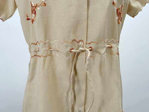 Piper | Vintage 1960s/1950s Scallop trim embroidered drawstring dress